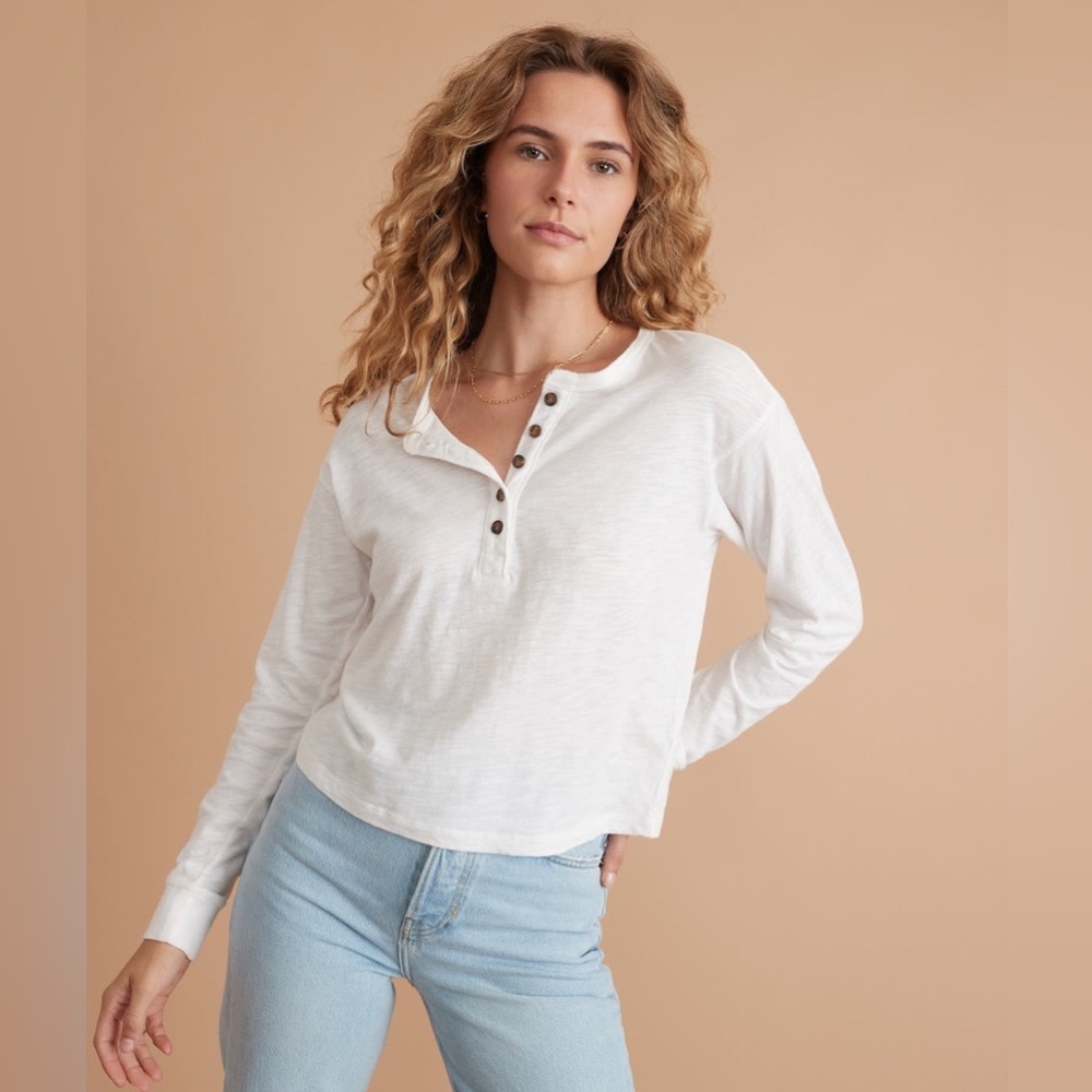 Marine Layer Carter Henley in Neutral